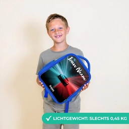 Sportauto - Blauw - Neon - Stad Kinderrugzak - Blauw middel -sfeer1_NL