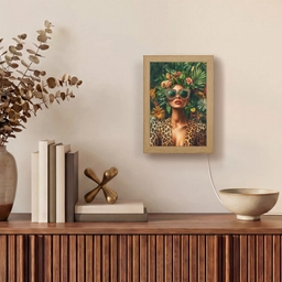 Vrouw - Panterprint - Jungle - Natuur - Luxe Light Box met kabel (Tafellamp) klein -sfeer2
