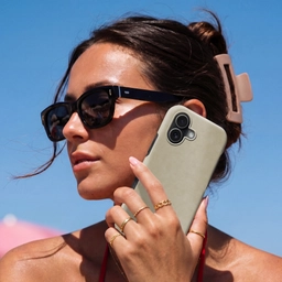 Taupekleur - Gewolkt textuur - Natuurlijk Toughcase MagSafe Apple iPhone 17 klein 1017 -Sfeer2V