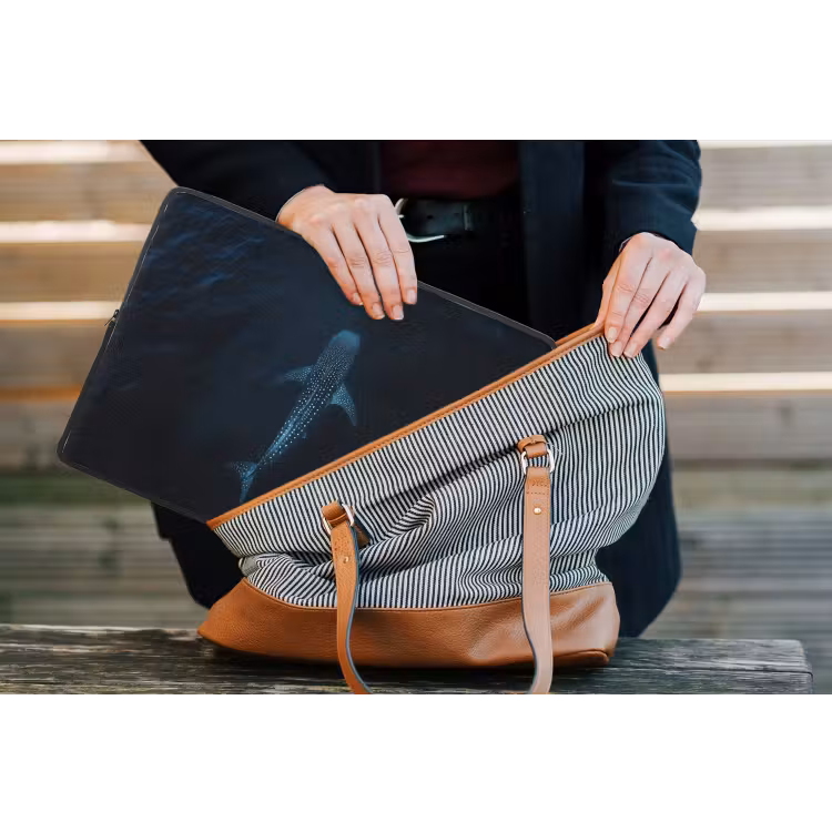 Laptophoes Oceaan - Walvishaai - Donkerblauw - Vlekken — 4