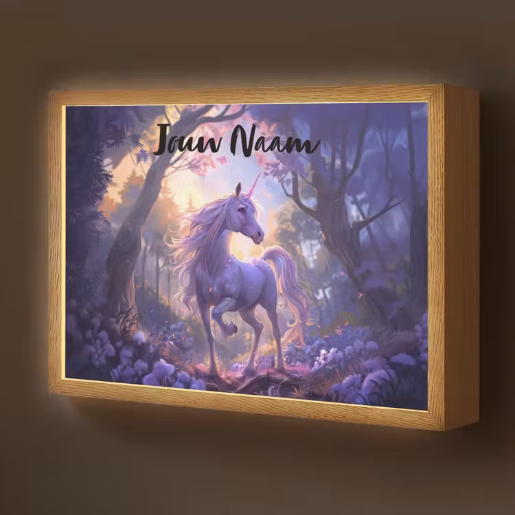 Lightbox - Wandlamp kinderkamer met naam - Eenhoorn - Paars - Sprookje - Fantasy dier — 1