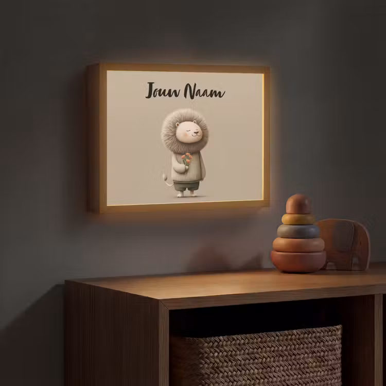 Lightbox - Wandlamp kinderkamer met naam - Leeuw - Oranje bloemen - Vriendelijk — 4