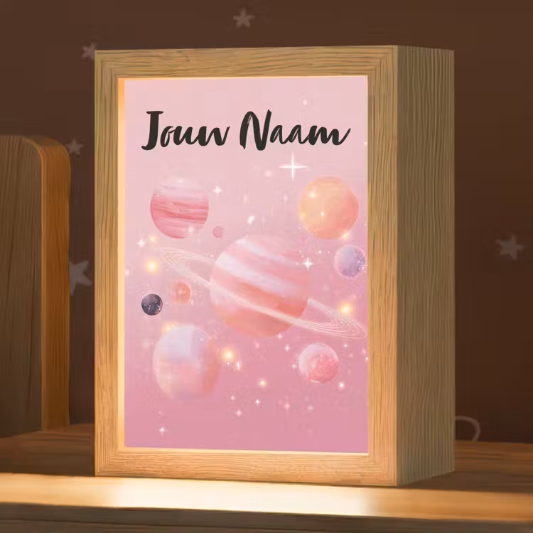 Nachtlampje met naam - Planeten - Roze - Sterren — 1