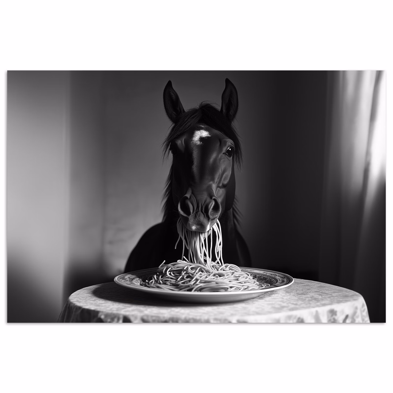 Poster - Paard - Bord - Pasta - Tafelkleed - Zwart Wit - Dieren — 1