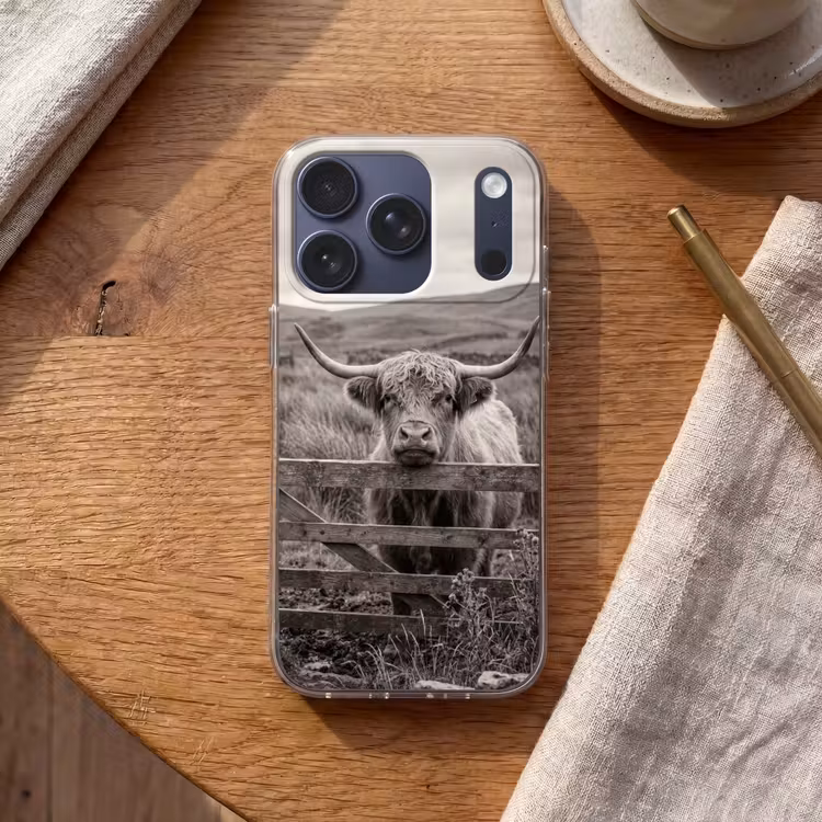 Telefoonhoesje - Schotse hooglander - Zwart - Wit - Hout — 2