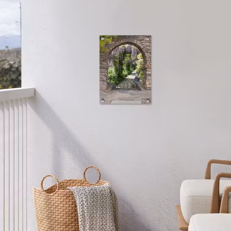 Tuinposter - Oude deuren naar een tuinpad — 3