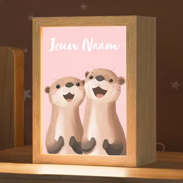 Nachtlampje met naam - Otters - Glimlach - Bruin — 1