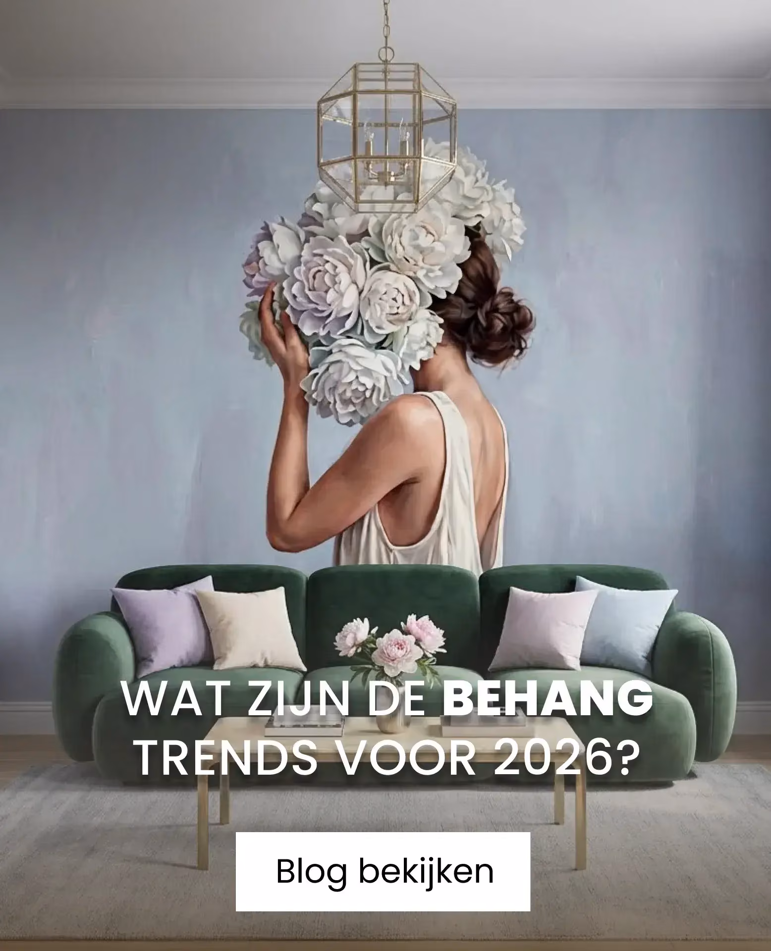 blauw behang met vrouw op behang