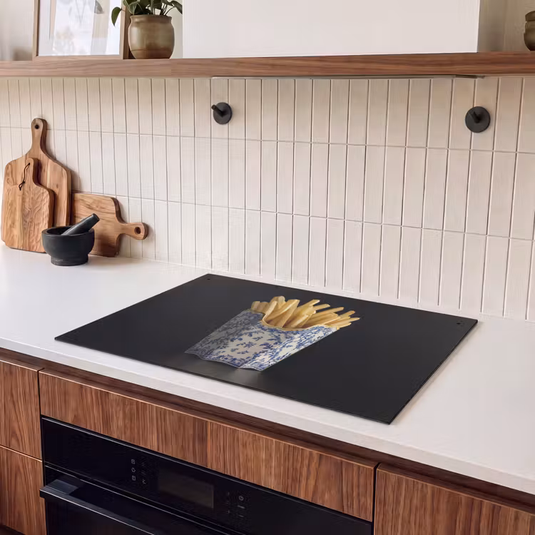 Inductiebeschermer & spatscherm (2in1) - Friet - Porselein - Delfts blauw - Eten — 3