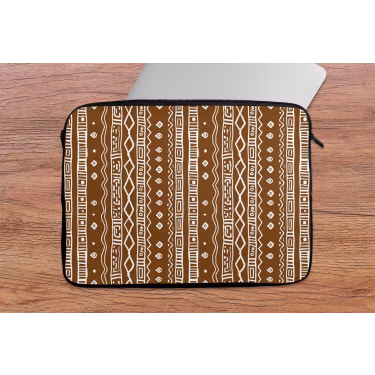 Laptophoes Chocoladebruin - Etnisch - Tribaal - Patroon — 2