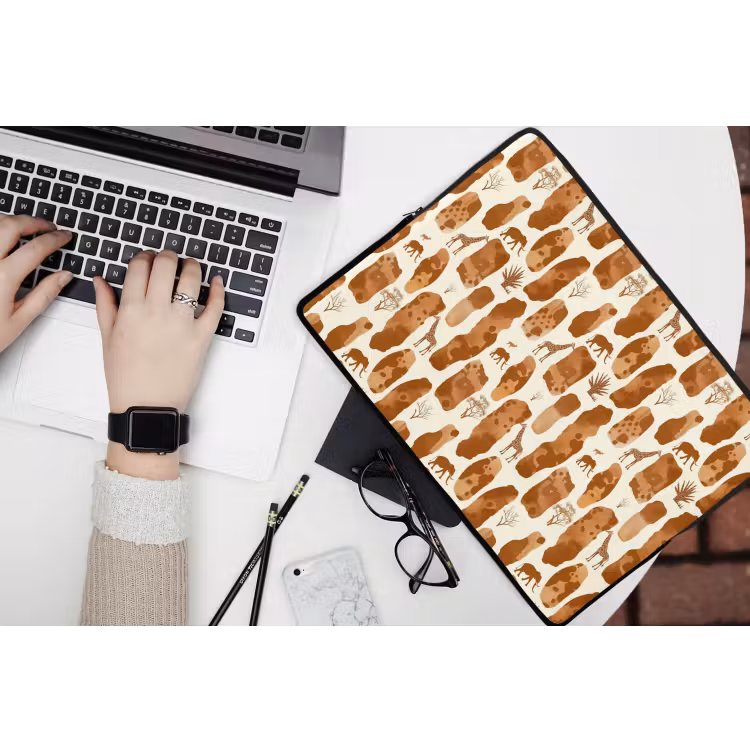 Laptophoes Terracotta - Safari - Dieren - Patroon — 3