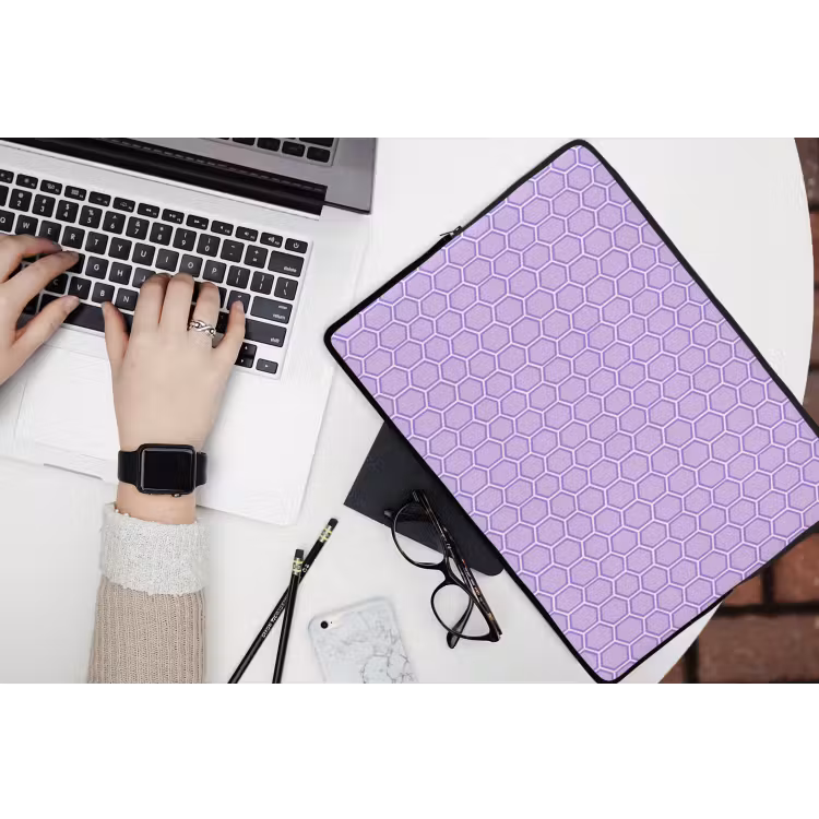 Laptophoes Paars - Geometrisch - Honeycomb - Bijenraat - Patroon — 3