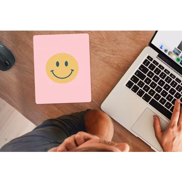 Muismat - Smiley - Geel - Roze - Symbool - Minimalistisch — 2
