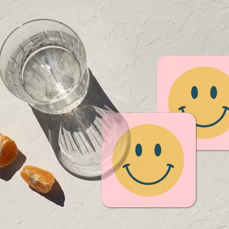Onderzetter - Smiley - Geel - Roze - Symbool - Minimalistisch — 2