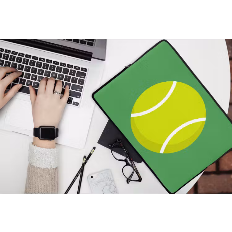 Laptophoes Bal - Geel - Sport - Groen - Illustratie — 3
