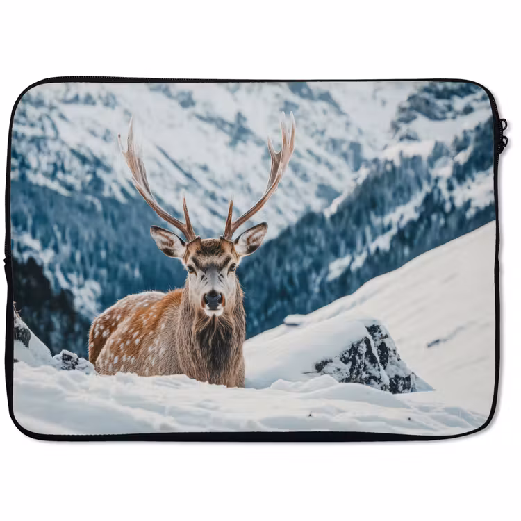 Laptophoes Hert - Landschap - Winter - Natuur - Dieren - Bergen — 1