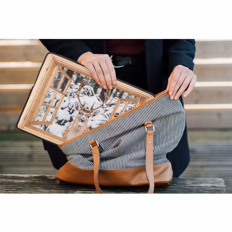 Laptophoes Doorkijk - Hert - Sneeuw - Winter - Bos - Dieren — 4