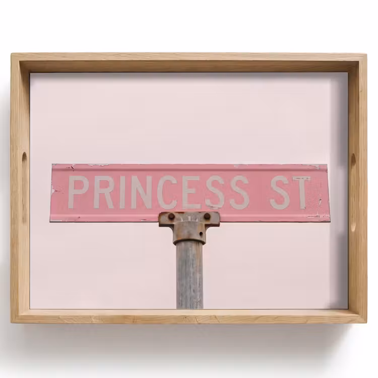 Dienblad - Roze straatnaambord - Stad — 1