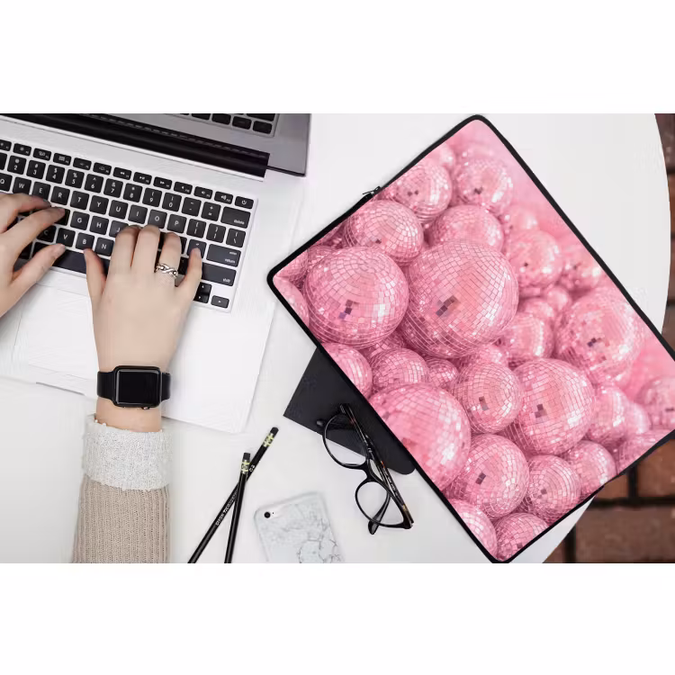 Laptophoes Roze disco ballen — 3