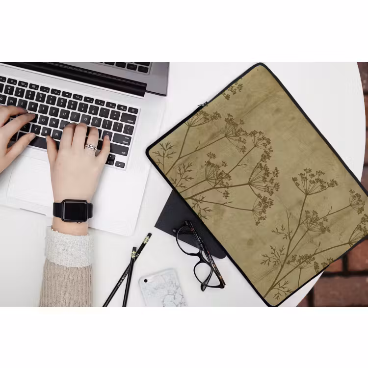 Laptophoes Bloemen - Schrift - Groen — 3