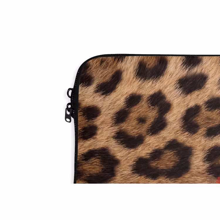 Laptophoes Dierenprint - Lippen - Rood — 5