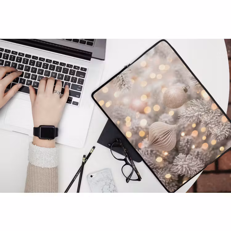Laptophoes Kerstbal - Kerst - Goud — 3
