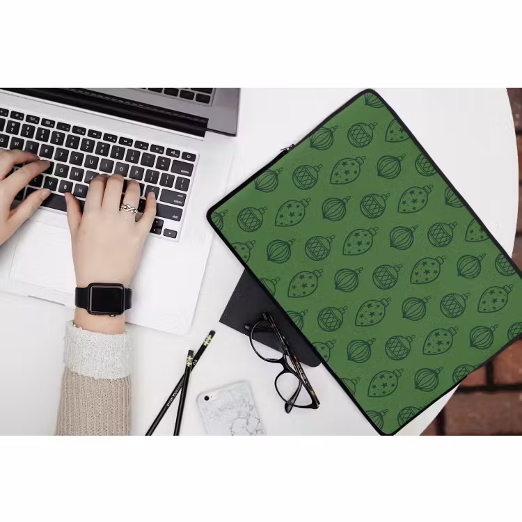 Laptophoes Kerstbal - Kerst - Groen — 3