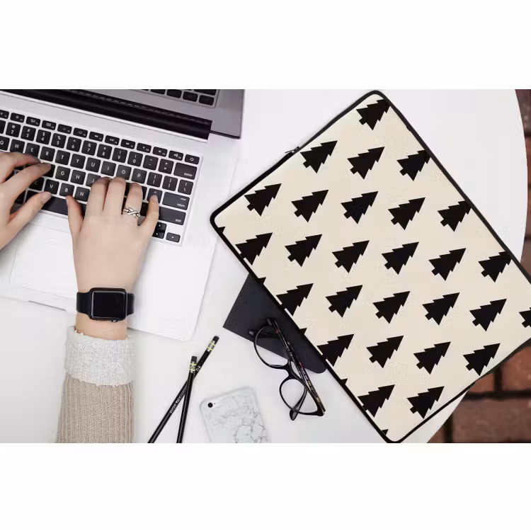 Laptophoes Kerstboom - Wit - Zwart — 3