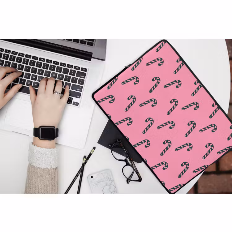 Laptophoes Kerst - Roze - Groen - Zuurstok — 3