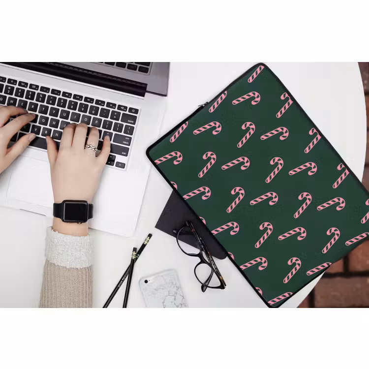 Laptophoes Kerst - Roze - Groen - Zuurstok — 3