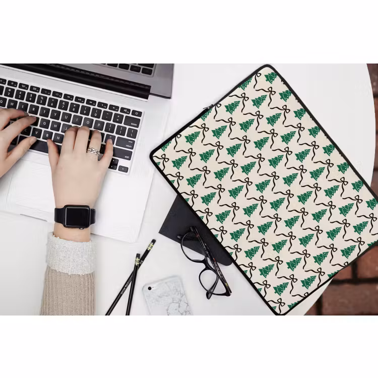 Laptophoes Kerst - Wit - Zwart - Strik — 3