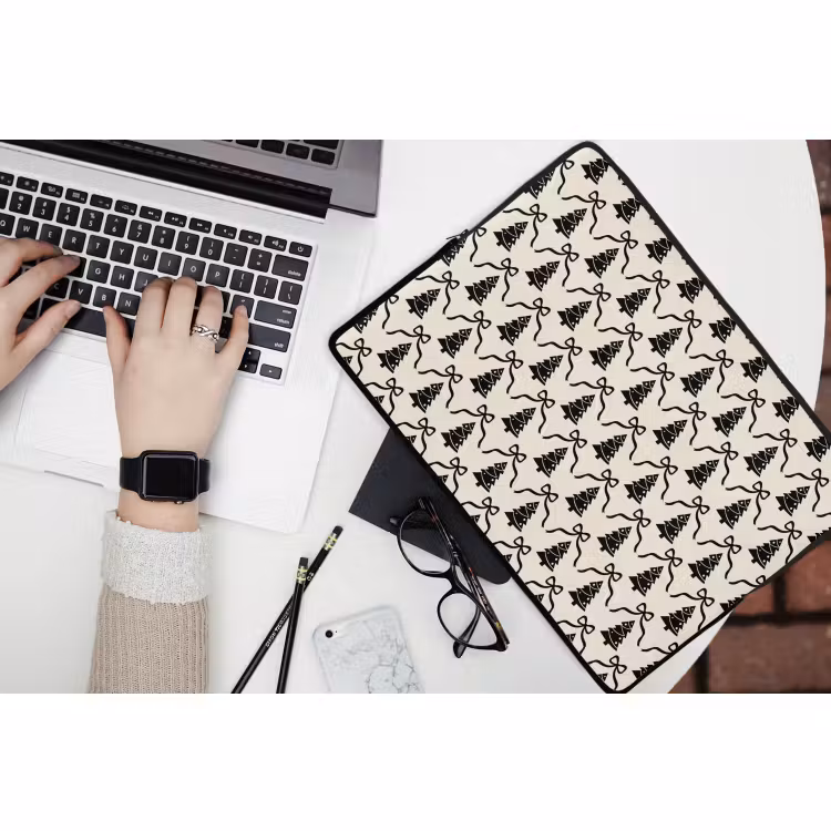 Laptophoes Strik - Zwart - Wit - Kerst — 3