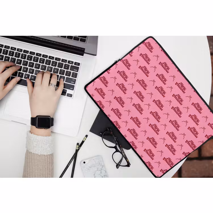 Laptophoes Tekst - Roze - Rood - Strik — 3