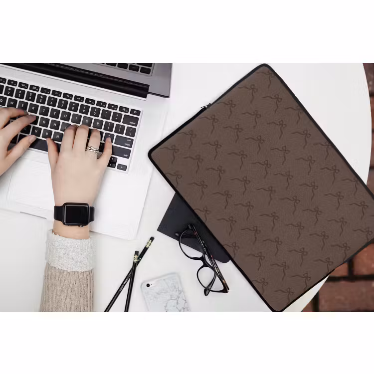 Laptophoes Bruin - Kerst - Strik — 3