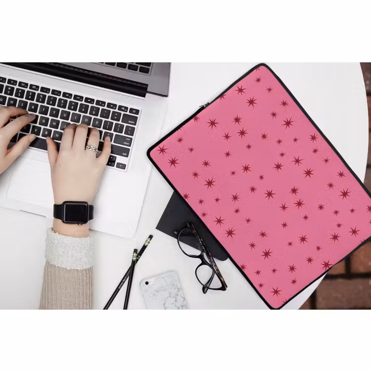 Laptophoes Kerst - Ster - Rood - Roze — 3