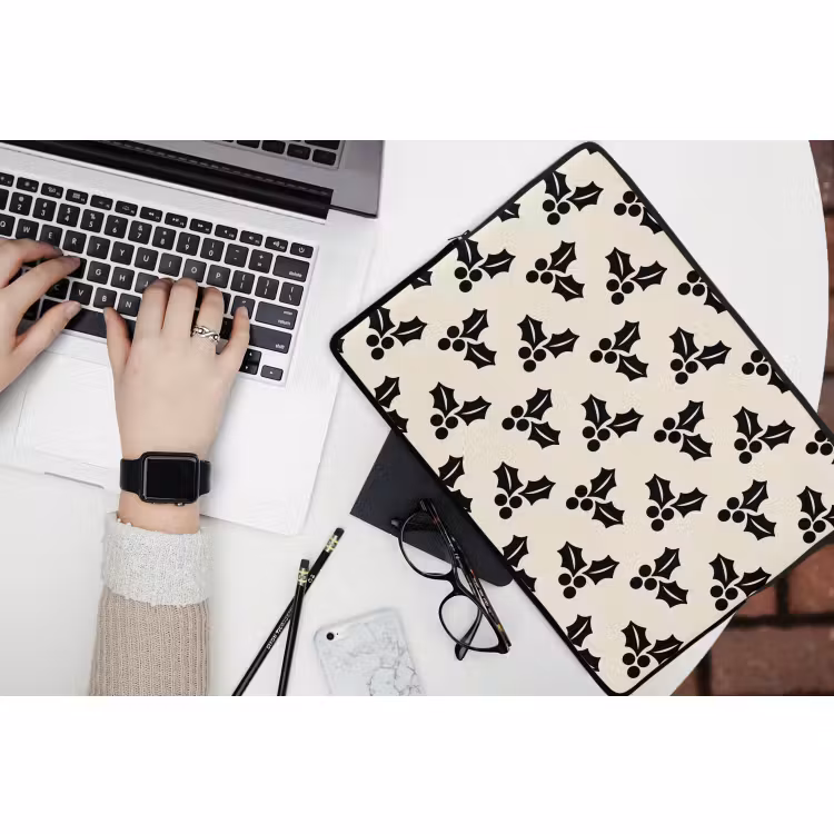 Laptophoes Hulst - Wit - Zwart - Kerst — 3