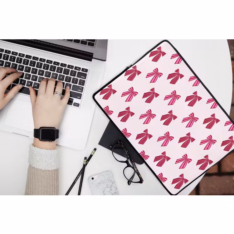 Laptophoes Strikken - Kerst - Roze — 3