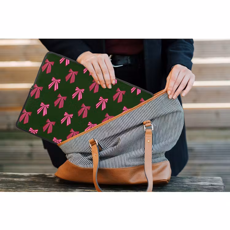 Laptophoes Strikken - Kerst - Roze - Groen — 4