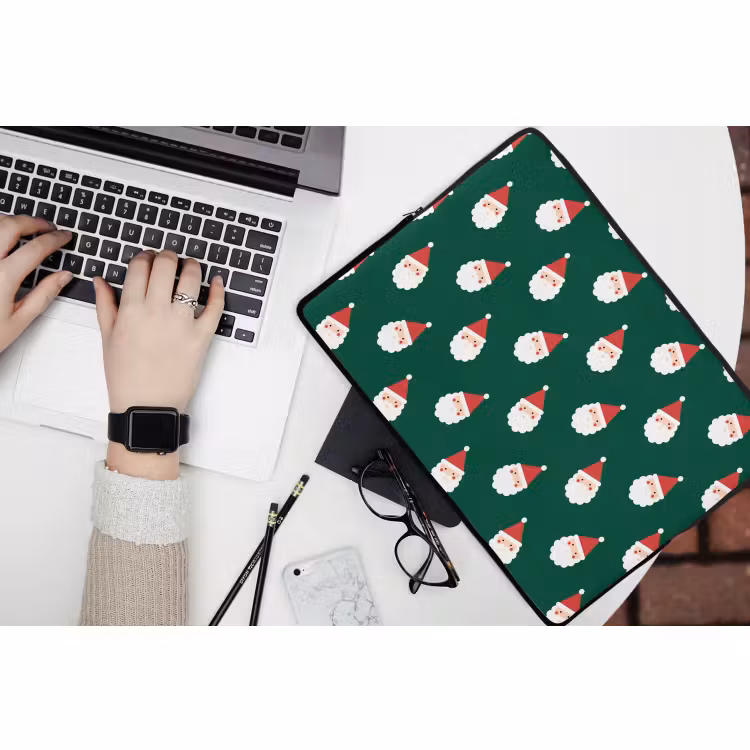 Laptophoes Kerstman - Kerst - Groen — 3
