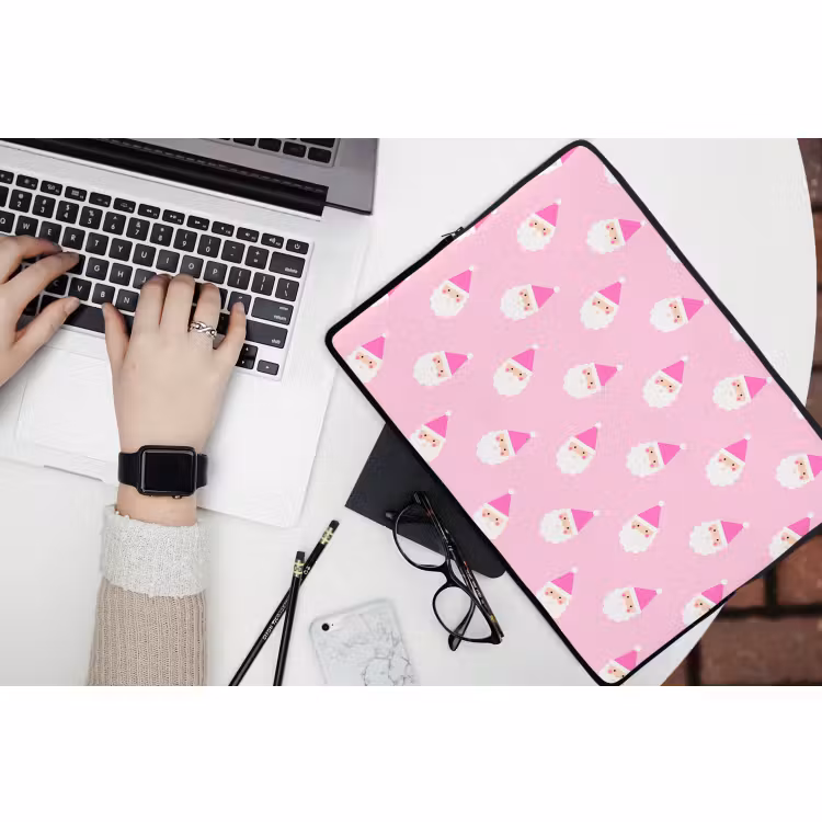 Laptophoes Kerstman - Kerst - Roze - Pastel — 3