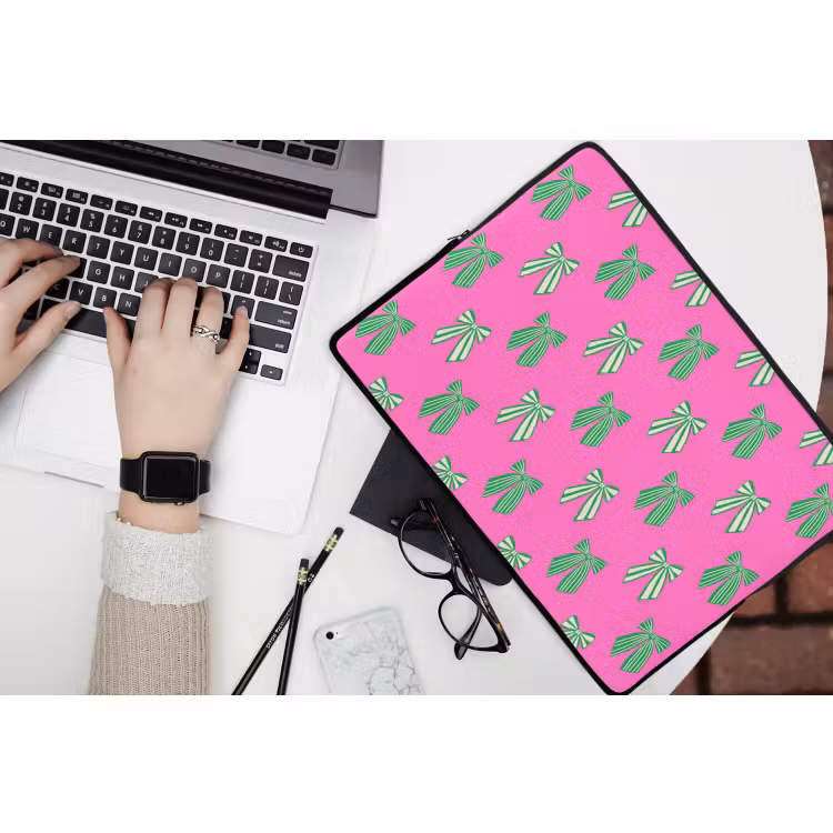 Laptophoes Strikken - Kerst - Neon - Roze - Groen — 3