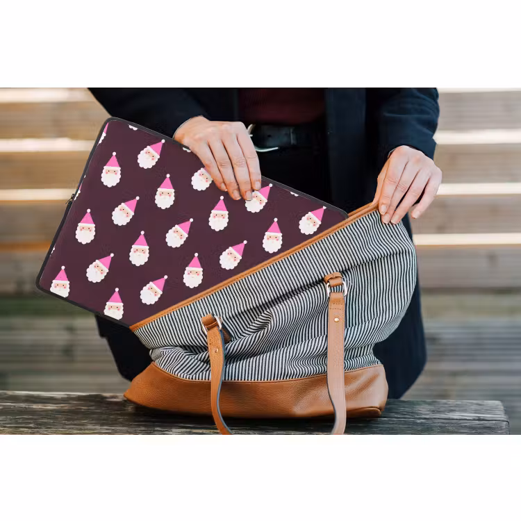 Laptophoes Kerstman - Kerst - Roze - Burgundy — 4