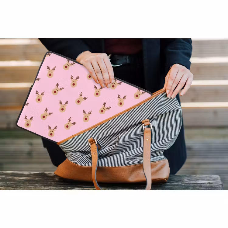 Laptophoes Rendieren - Kerst - Roze — 4